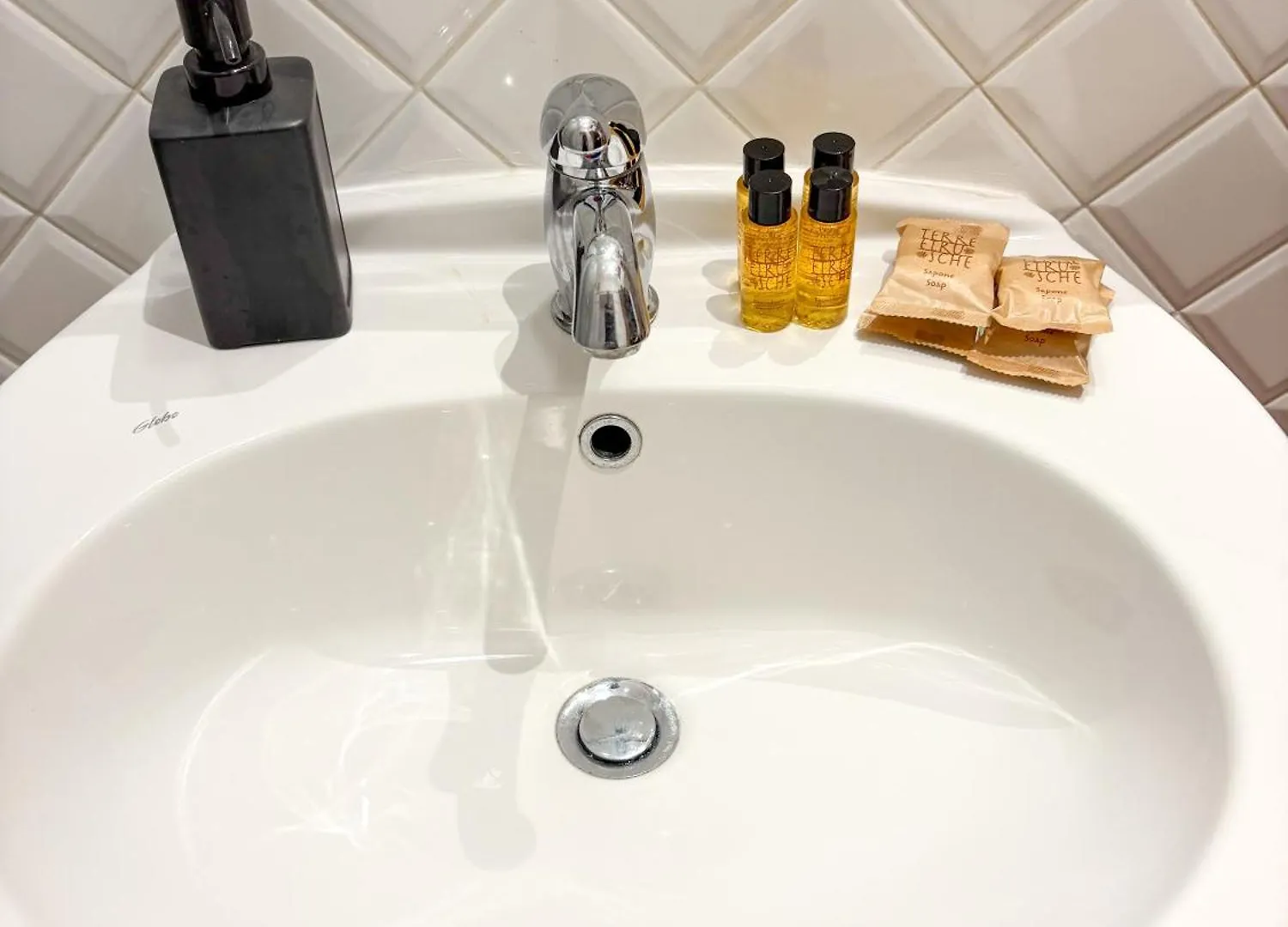 Vinegia N5 - Clemente & Settimo Apartments Florence Italy